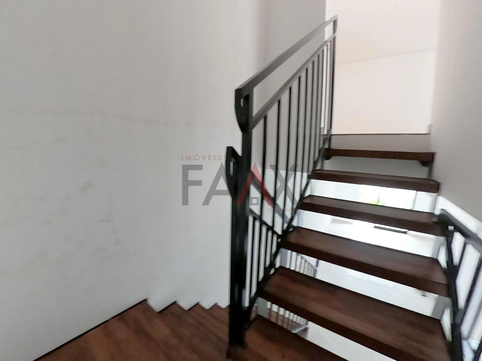 Imagem Seu Novo Sobrado no Morro Alto Conforto e Segurança em Condomínio Fechado