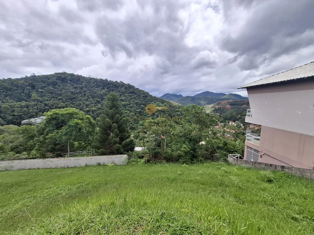 Imagem Terreno em Condomínio para Venda em Teresópolis / RJ no bairro Albuquerque