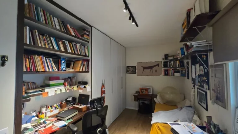 Imagem A 5ª Avenida Imóveis, selecionou esse exclusivo apartamento de 3/4 para você morar com muito charme no bairro mais tradicional de Salvador: A Graça