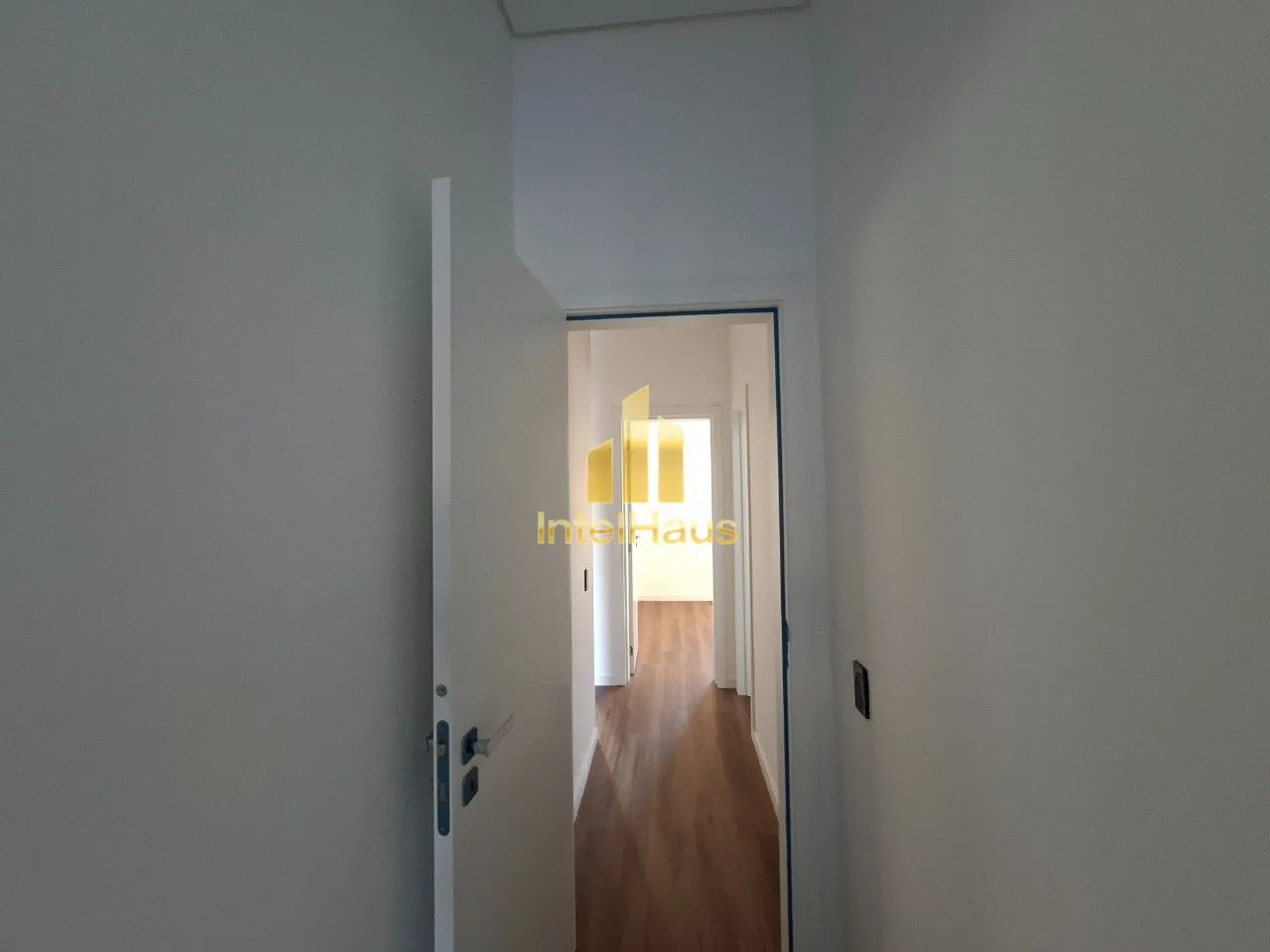 Imagem Apresentamos esta belíssima casa térrea no bairro Cachoeira, em Araucária, em localização estra...