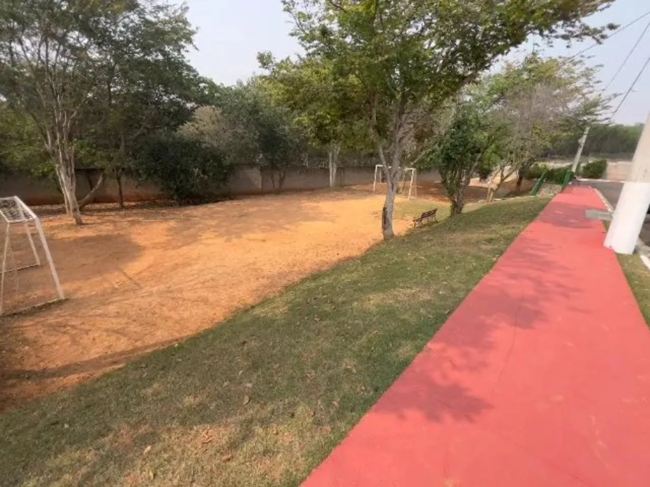 Imagem Terreno em Condomínio à Venda em Sorocaba-SP, Bairro Recreio dos Sorocabanos, 182m² de Área