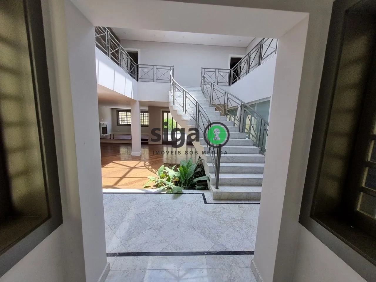 Imagem Casa em condomínio a venda no Alto da Boa Vista com 5 quartos