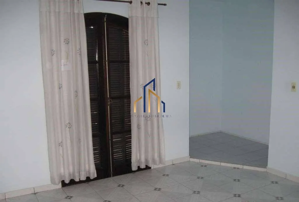 Imagem Sobrado para Venda em Santo André / SP no bairro Vila Scarpelli