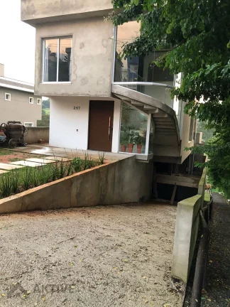 Imagem Casa de Condomínio em Suru - Santana de Parnaíba
