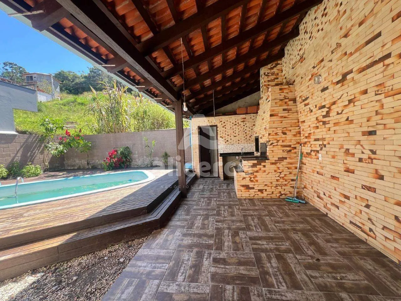 Imagem Casa à venda com 3 quartos 1 suíte, 210m² em Potecas São José