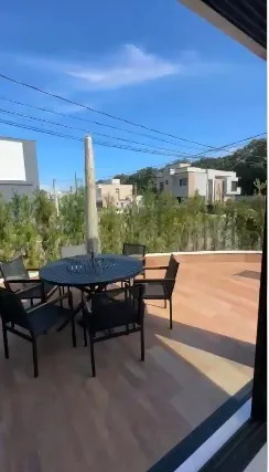 Imagem Casa para Venda em Peruíbe, Bougainville Residencial IV, 4 dormitórios, 4 suítes, 2 banheiros, 4 vagas