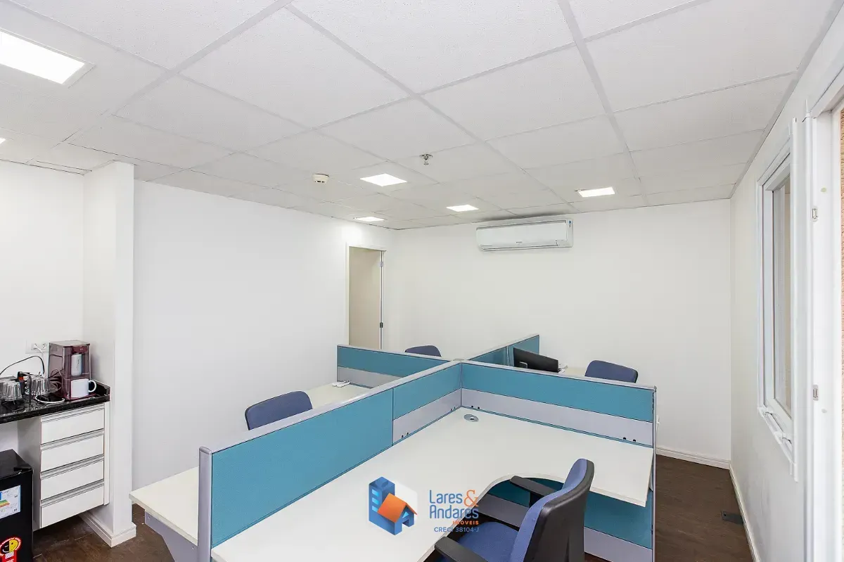 Imagem Conjunto comercial para venda em Várzea da Barra Funda, 68m²