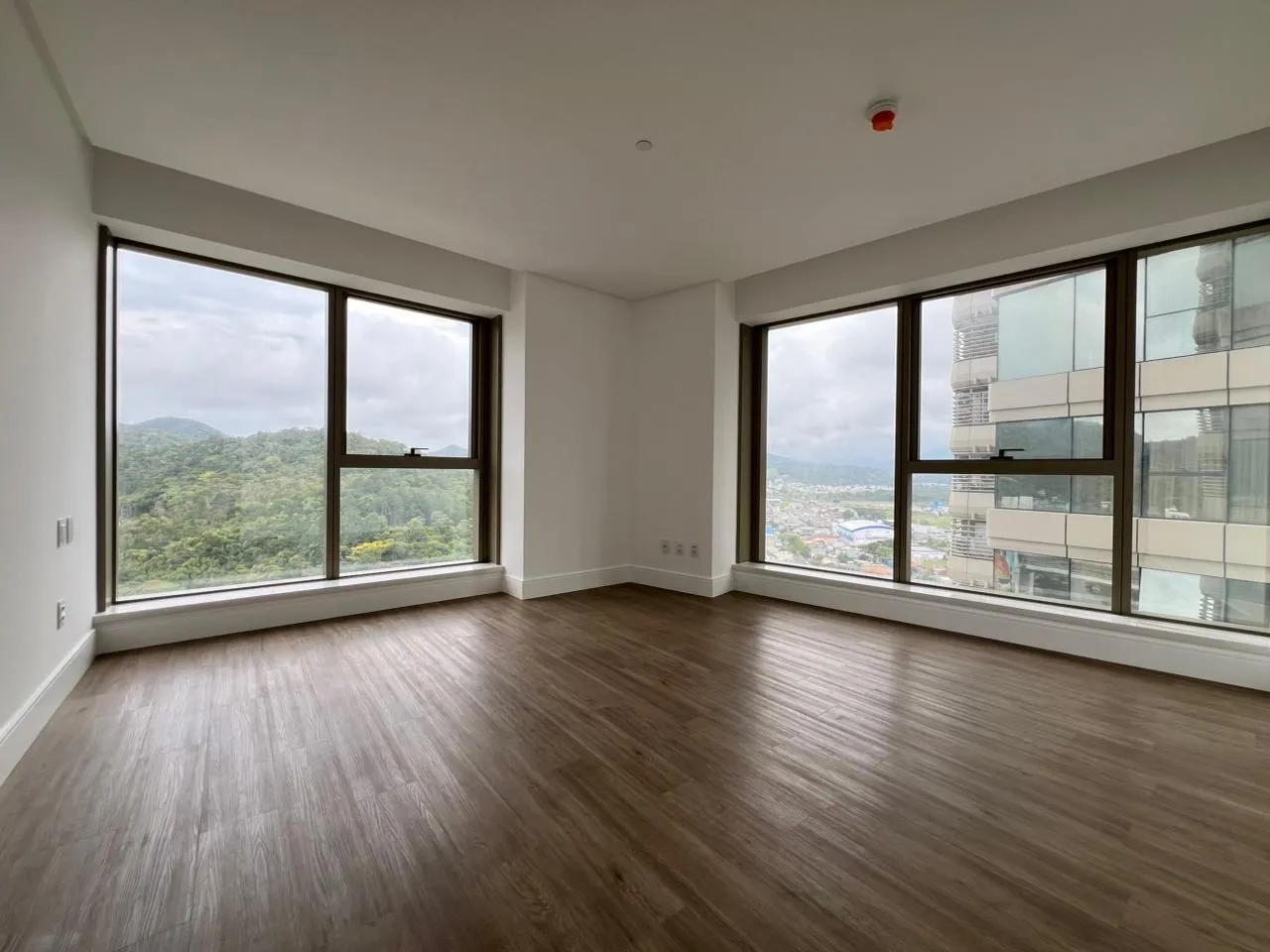 Imagem Apartamento com vista para o mar à venda com 265m2 por R$ 8.500.000,00