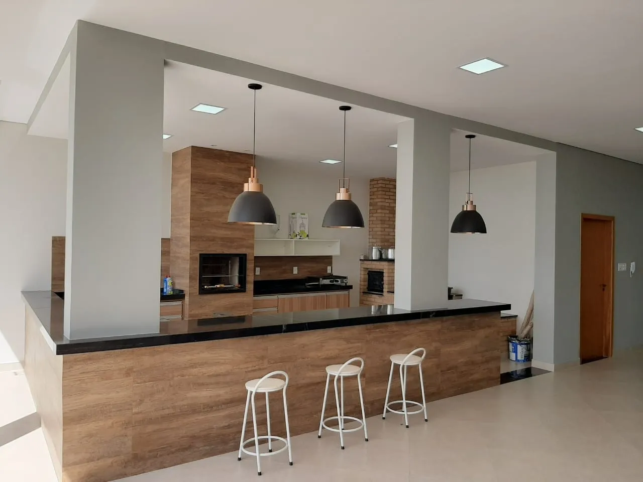 Imagem Casa à venda 4 Quartos, 4 Suites, 2 Vagas, 300M², Village Mantiqueira, Guaratinguetá - SP