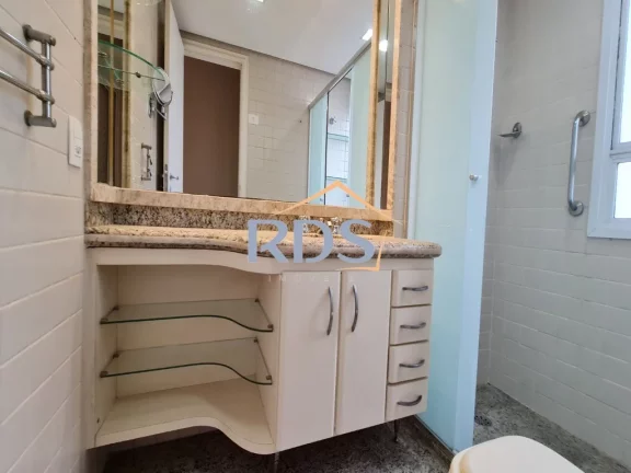 Imagem Apartamento de 144m² com 4 dormitórios, excelente localização