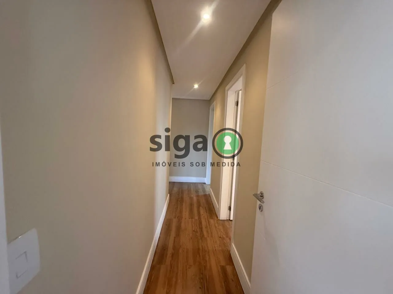 Imagem EXCLUSIVIDADE E CONFORTO EM 242M² ? CONDOMÍNIO PRAÇA DAS ÁGUAS