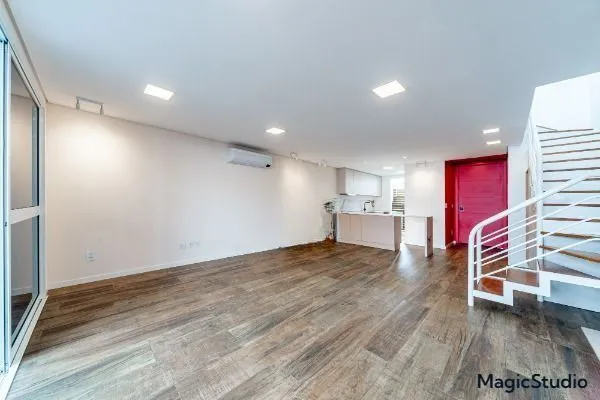 Imagem Casa em Condomínio na Tristeza | 3 Dormitórios, Suíte, Pátio e 2 Vagas