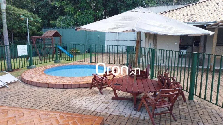 Imagem Sobrado com 3 dormitórios à venda, 161 m² por R$ 781.000,00 - Sítios Santa Luzia - Aparecida de Goiânia/GO
