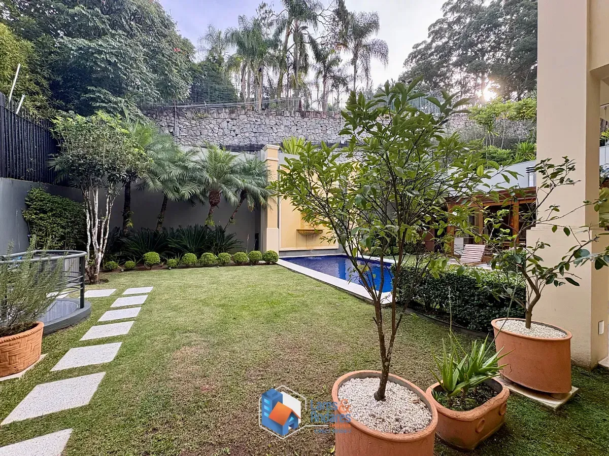 Imagem Casa em condomínio para venda em Vila Morumbi com 5 quartos, sendo 4 suítes, 980m²