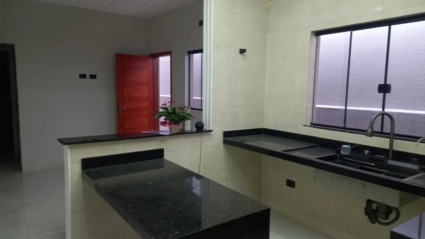 Imagem Casa para Venda em Itanhaém, Verde Mar, 2 dormitórios, 1 suíte, 2 banheiros, 2 vagas