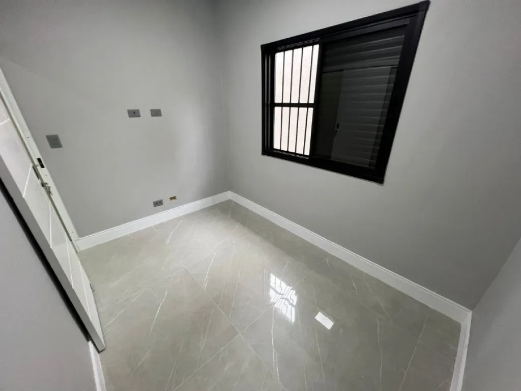Imagem CASA COM 175,00 m² - AVIAÇÃO - PRAIA GRANDE SP
