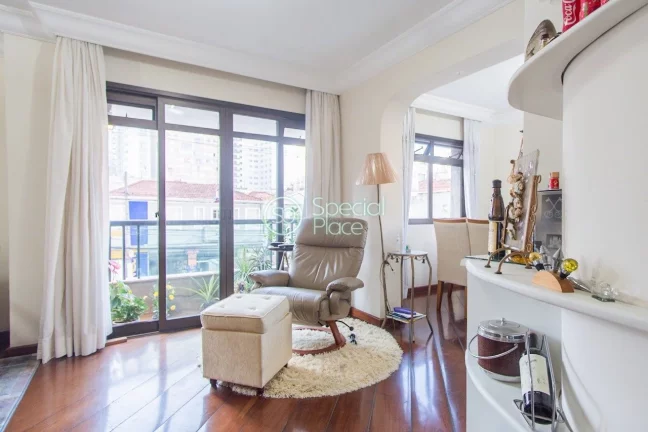 Excelente apartamento no alto de Santana. São 146m² de área privativa, 3 suítes, living para doi...