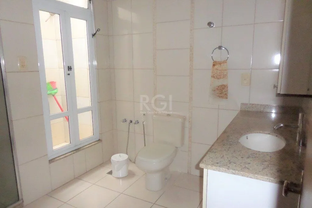 Imagem Apartamento 3 dormitórios Menino Deus Reformado e Desocupado