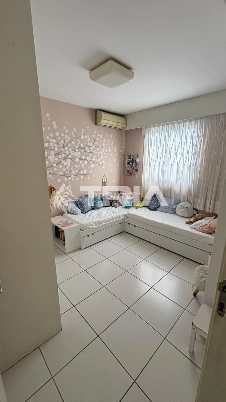 Imagem Apartamento de 3 quartos, 139m² no bairro Casa Amarela, em Recife
