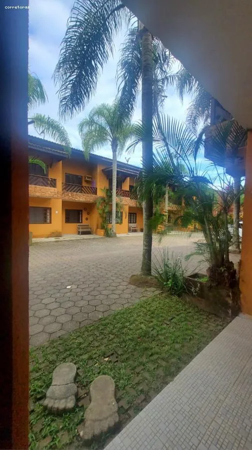 Imagem Sobrado em Condomínio para Venda em São Sebastião, Maresias, 2 dormitórios, 2 suítes, 3 banheiros, 2 vagas