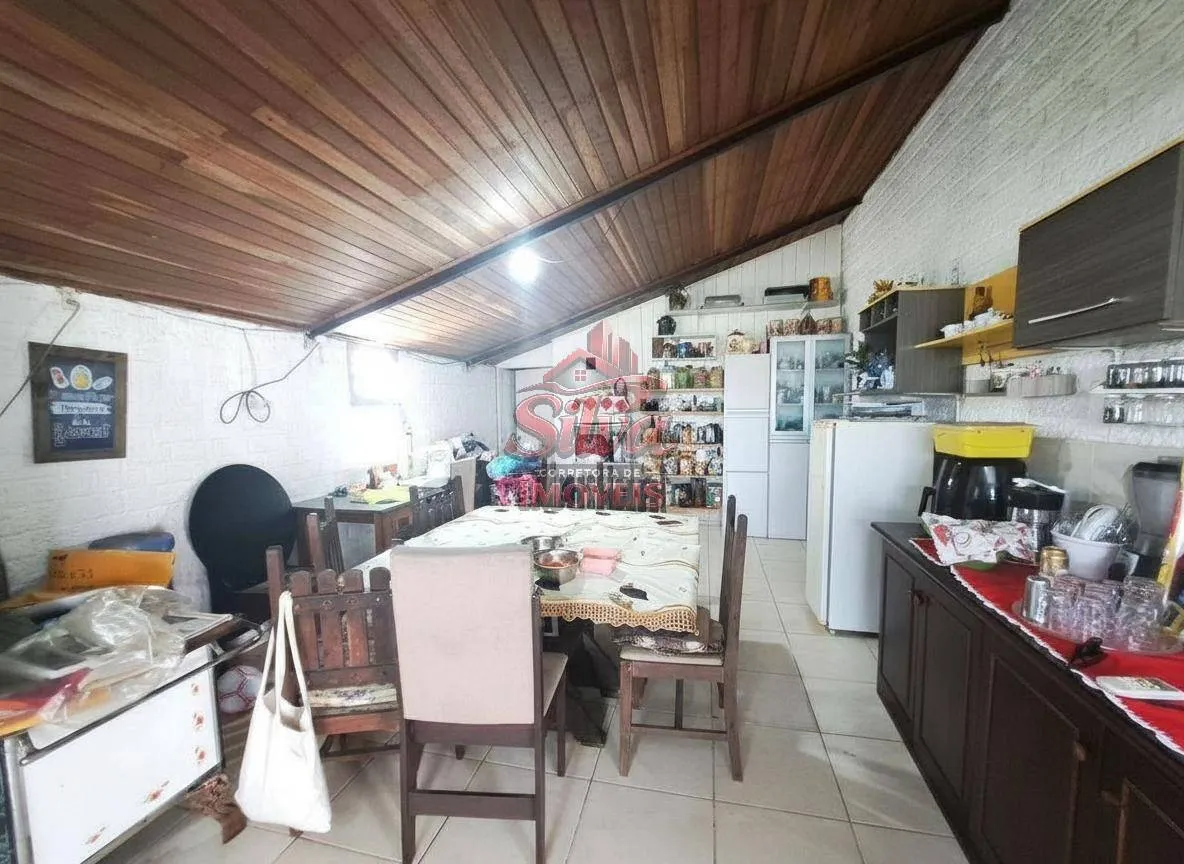 Imagem C428 | Casa de esquina 4 dormitórios à venda no Mariluz