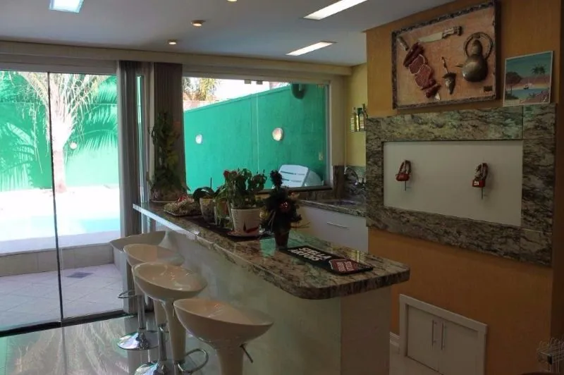 Imagem Casa para Venda - 350m², 3 dormitórios, sendo 1 suites, 4 vagas - Ipanema/ Jardim Verde