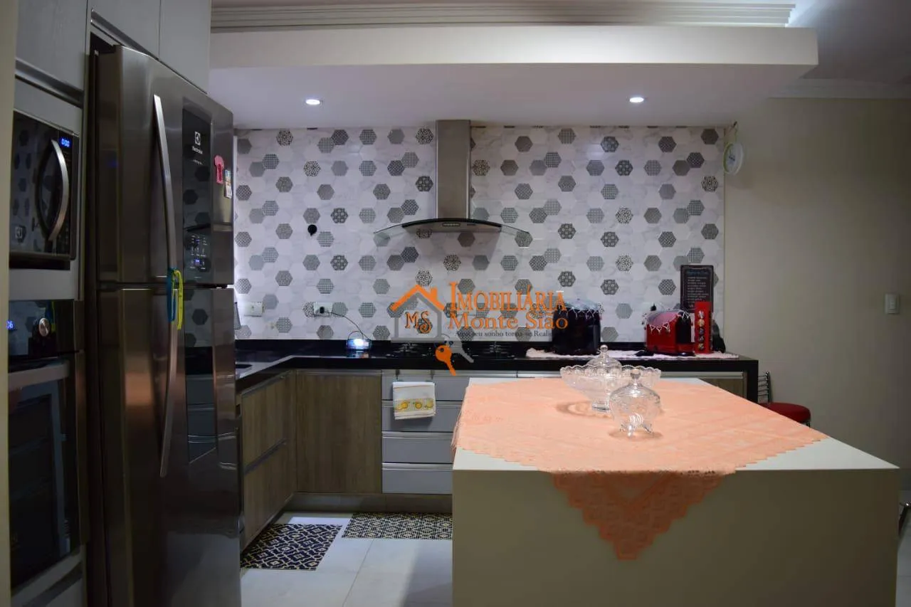 Imagem Casa com 4 dormitórios à venda, 315 m² por R$ 1.100.000,00 - Ponte Grande - Guarulhos/SP