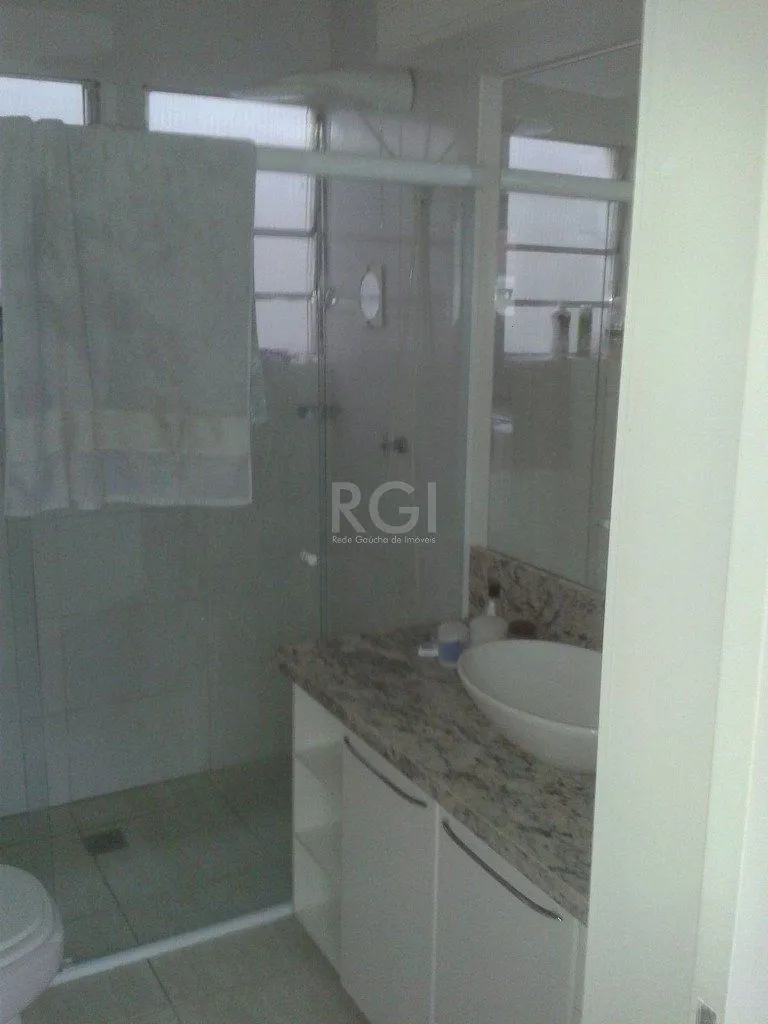 Imagem Apartamento para Venda - 77m², 3 dormitórios, Petrópolis