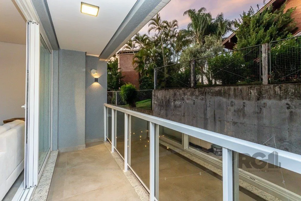 Imagem Apartamento DUPLEX no bairro Chácara das Pedras de 2 dormitórios e 2 vagas