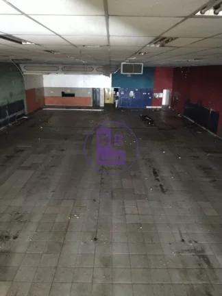 Imagem BARRACÃO ENORME NO CORAÇÃO DA CIDADE COM TODA INFRAESTRUTURA PARA O SEU NEGÓCIO