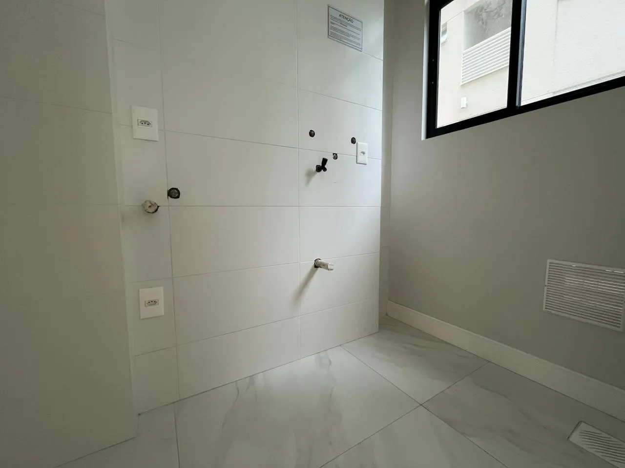 Imagem Apartamento à venda com 125m2 por R$ 1.980.000,00