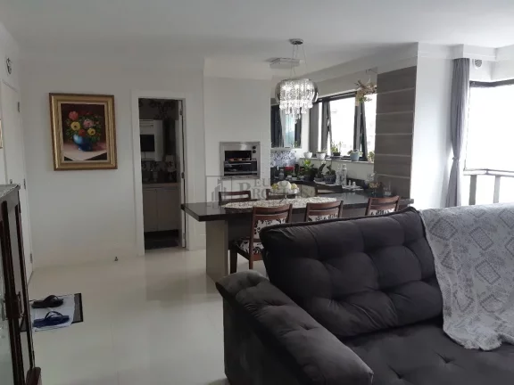 Imagem Apartamento mobiliado com 3 suítes em Balneário Camboriú.