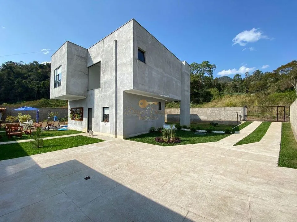 Imagem Casa para Venda em Teresópolis / RJ no bairro Vieira