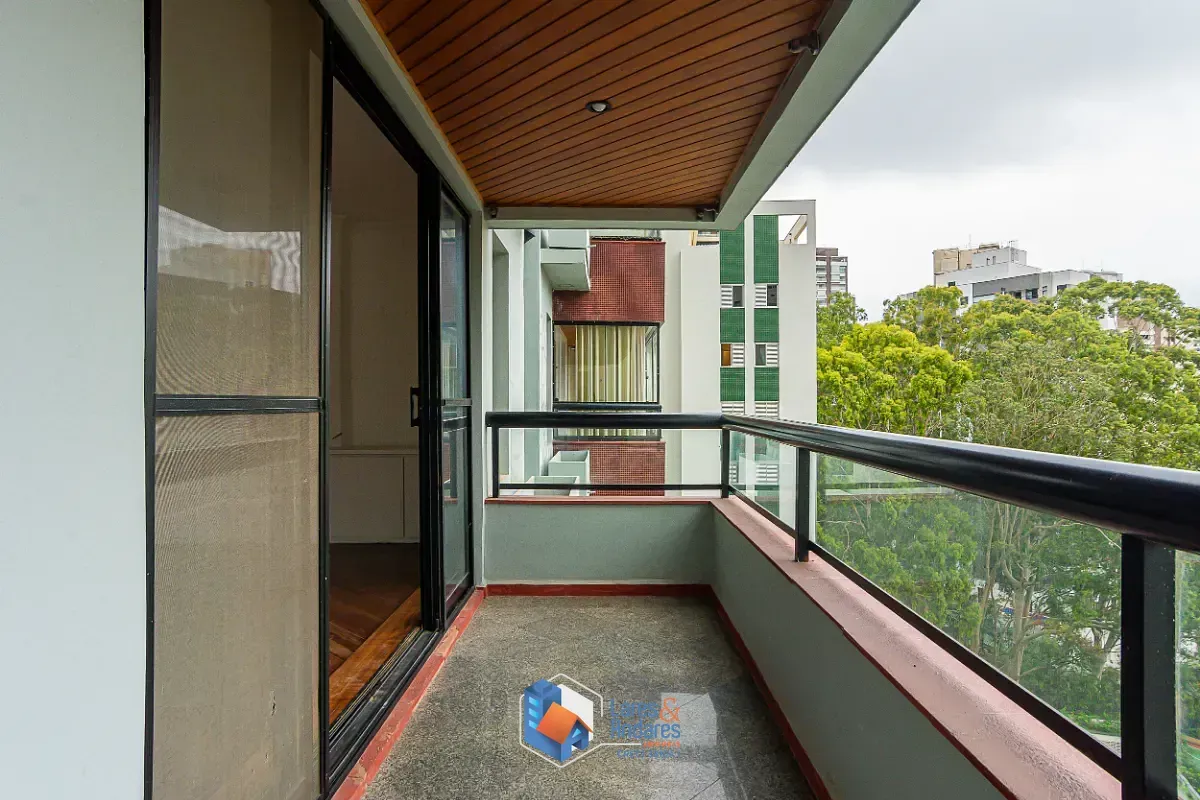Imagem Apartamento para venda em Vila Suzana com 4 quartos, sendo 2 suítes, 156m²
