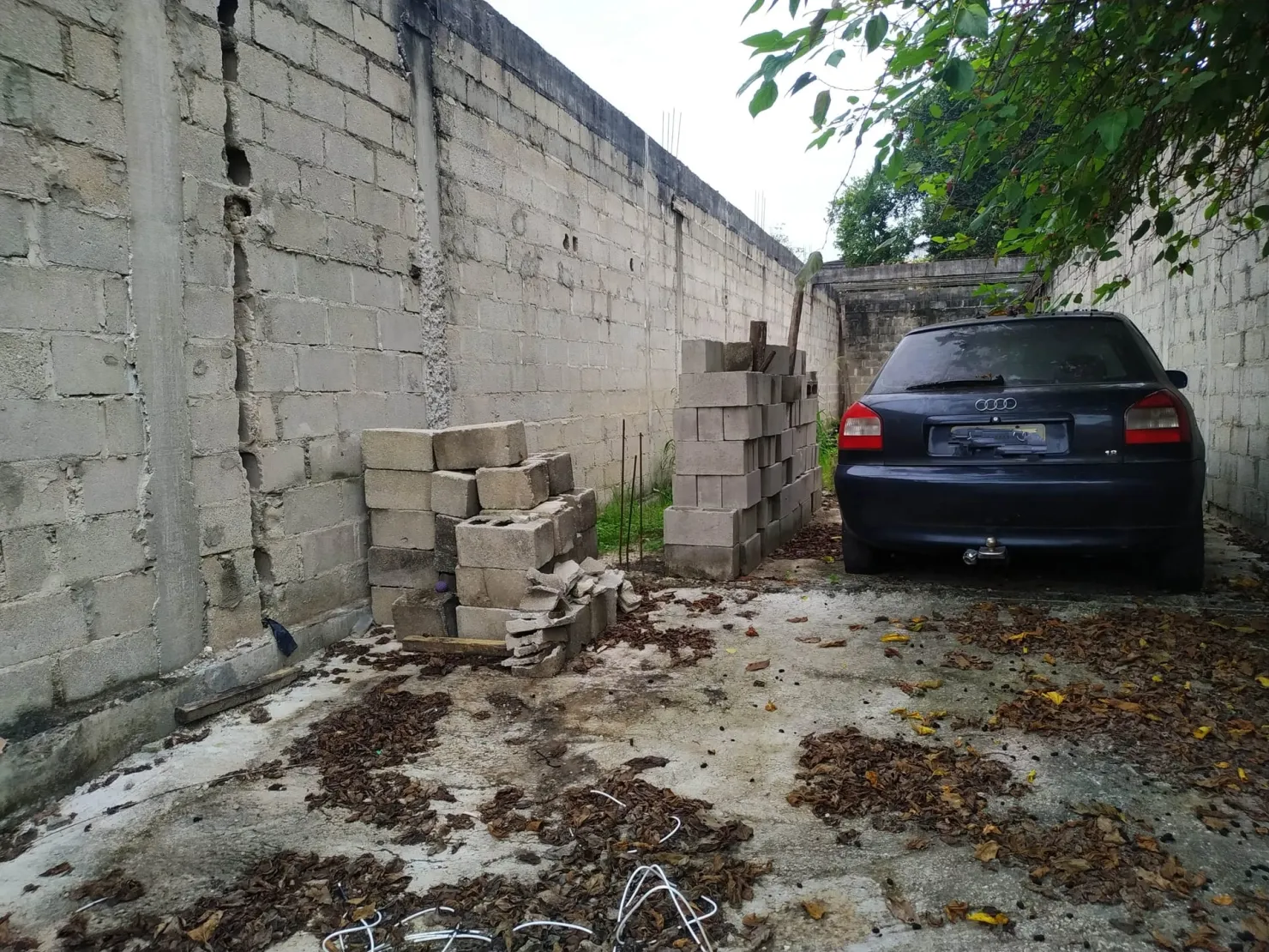 Foto do imóvel Terreno à venda e locação 150M², Chácara da Galega, Pindamonhangaba - SP