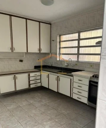 Imagem Sobrado com 165 m² de área útil, distribuídos em ambientes amplos e bem planejados, sala, cozinh...