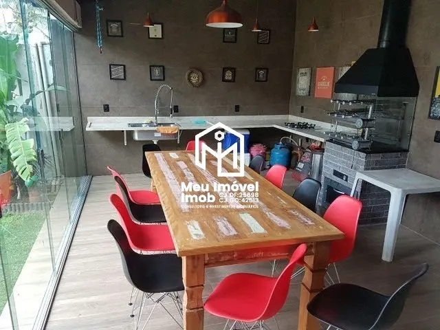 Imagem Casa 3 Quartos 2 Suítes 4 Vagas 350m² Vicente Pires/DF