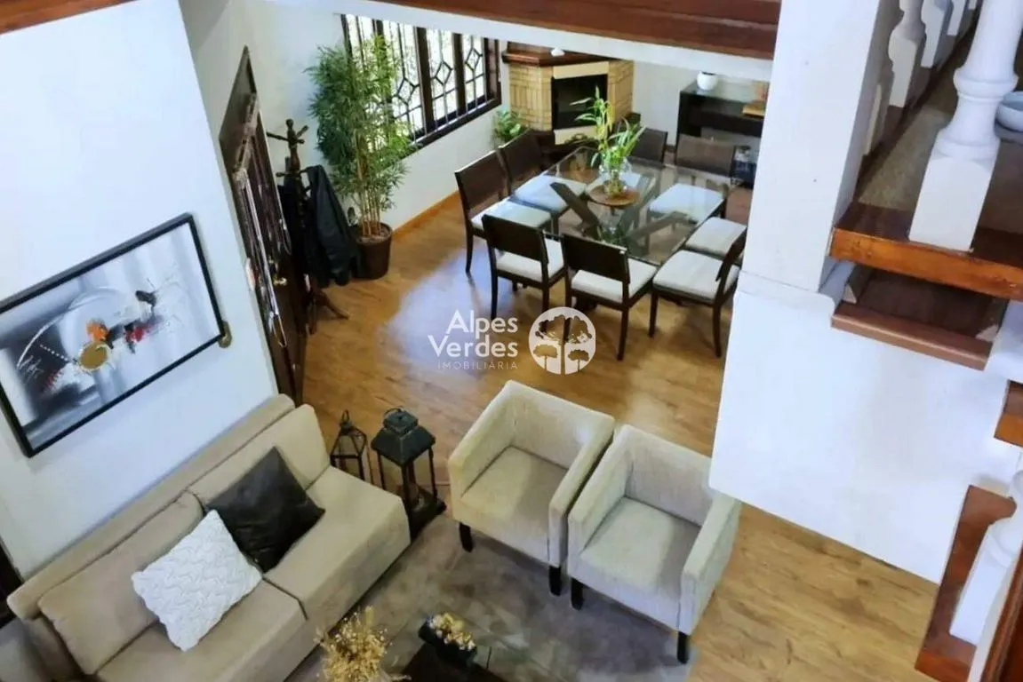 Imagem Vende-se Casa no Jardim dos Pinheiros, com 04 dormitórios