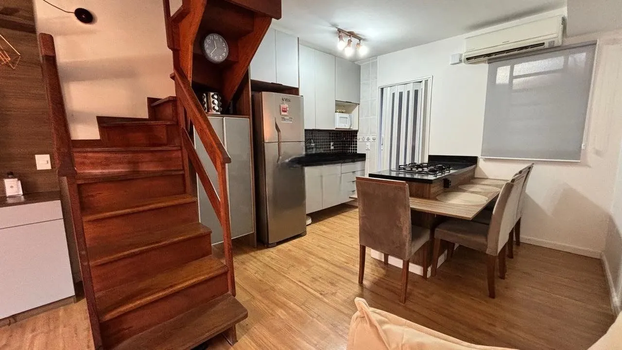 Imagem Casa em Condomínio com 3 quartos, 1 vaga e 100.08m² para vender só R$ 420.000