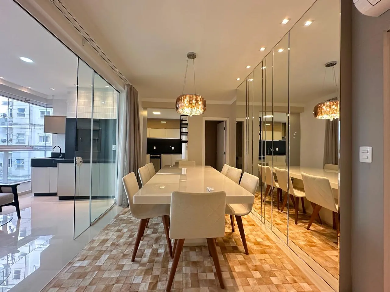Imagem Apartamento à venda com 167m2 por R$ 2.400.000,00
