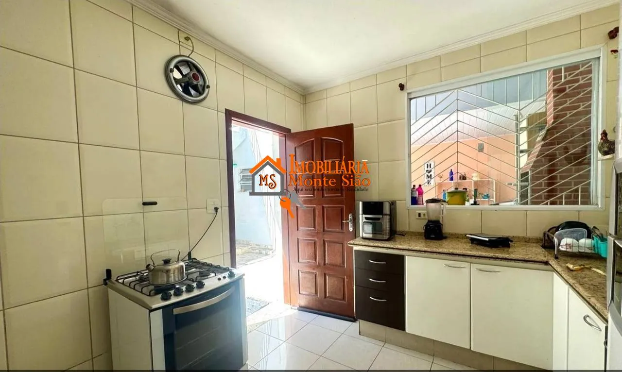 Imagem Sobrado com 3 dormitórios à venda, 168 m² por R$ 795.000 - Jardim Rosa de Franca - Guarulhos/SP