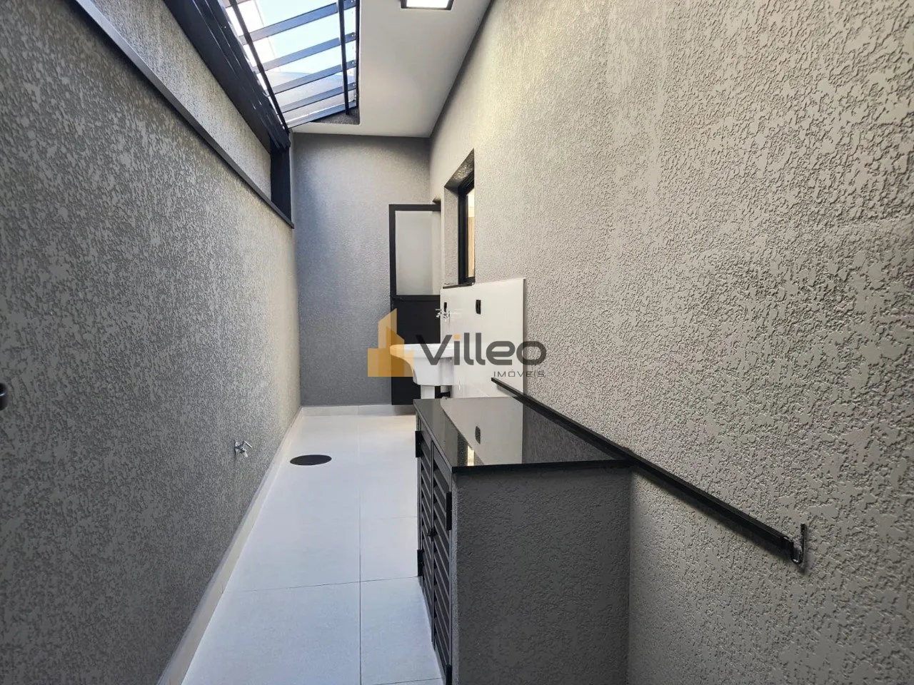Imagem Viva a experiência de morar em uma residência que traduz elegância, funcionalidade e bem-estar. L...