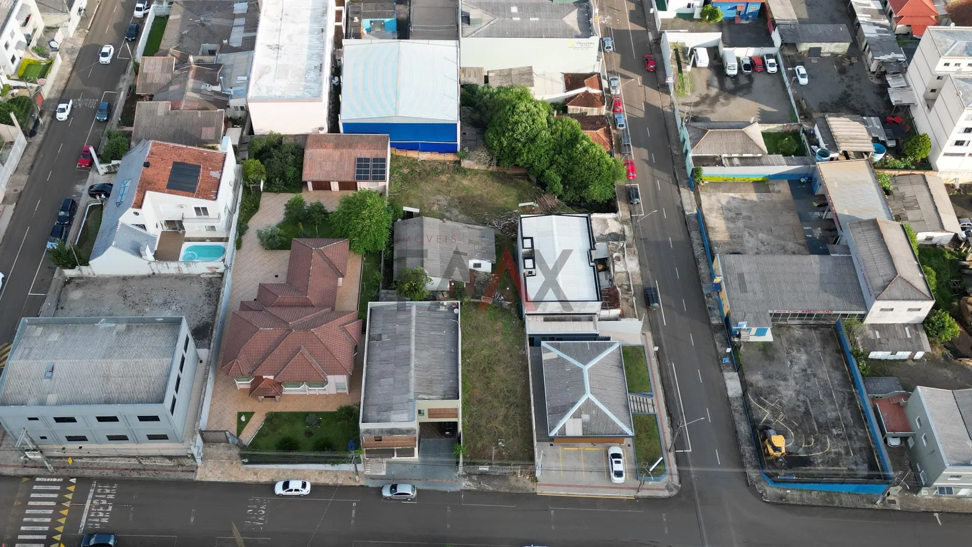 Imagem Terreno em área Central, rua principal Dr. Laranjeiras, GUARAPUAVA - PR