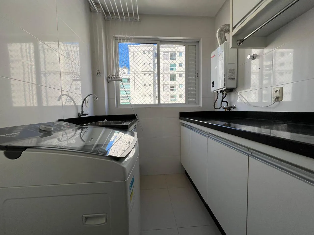 Imagem Apartamento com vista para o mar à venda com 137m2 por R$ 2.850.000,00