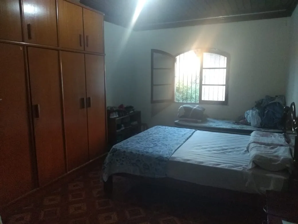 Imagem Casa à venda 3 Quartos, 2 Vagas, 325M², Feital, Pindamonhangaba - SP