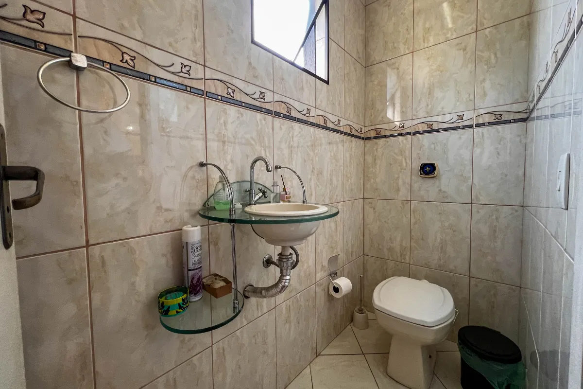 Imagem Casa para venda em Ponte Seca com 3 quartos, sendo 1 suíte, 299m2