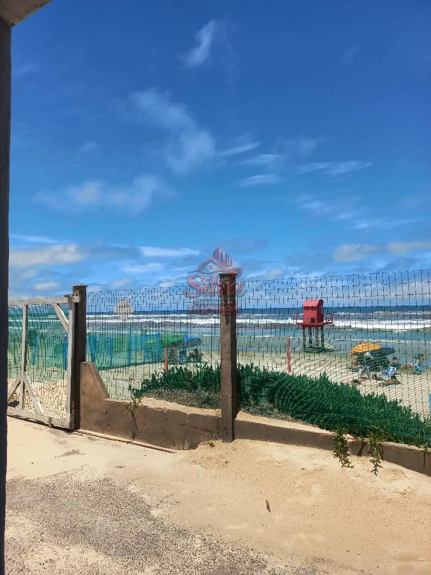 C86 | Casa 4 dormitórios à venda em Imbé beira-mar