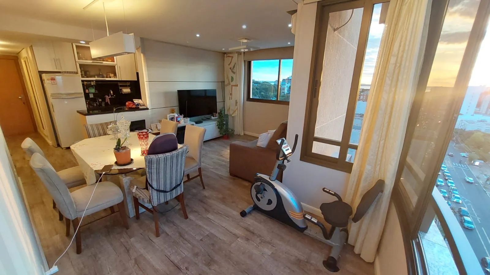 Imagem APARTAMENTO 2 DORMITÓRIOS - 70,19 m² - 2 VAGAS - MENINO DEUS
