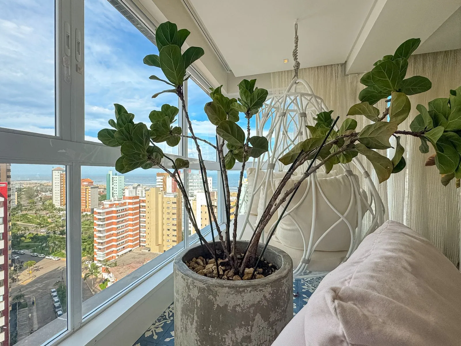 Imagem Cobertura à venda em Torres, Centro, com 3 quartos, 258m2