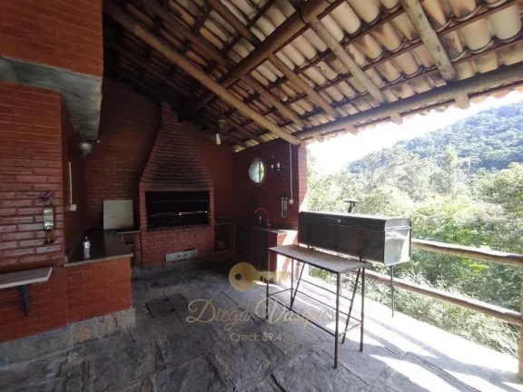 Imagem Sítio para Venda em Teresópolis / RJ no bairro Albuquerque